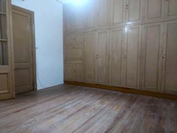 PH en  Boedo: 3 Ambientes con Patio. A refaccionar. ¡Oportunidad!
