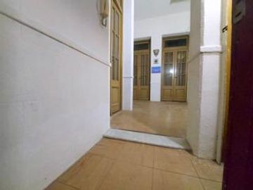 PH en  Boedo: 3 Ambientes con Patio. A refaccionar. ¡Oportunidad!