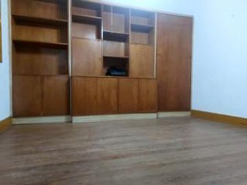 PH en  Boedo: 3 Ambientes con Patio. A refaccionar. ¡Oportunidad!