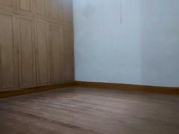 PH en  Boedo: 3 Ambientes con Patio. A refaccionar. ¡Oportunidad!