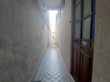 PH en  Boedo: 3 Ambientes con Patio. A refaccionar. ¡Oportunidad!