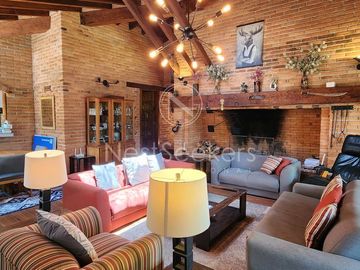 CASA EN VENTA EN AVANDARO, A UNOS PASOS DEL CLUB DE GOLF