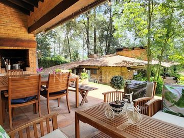 CASA EN VENTA EN AVANDARO, A UNOS PASOS DEL CLUB DE GOLF