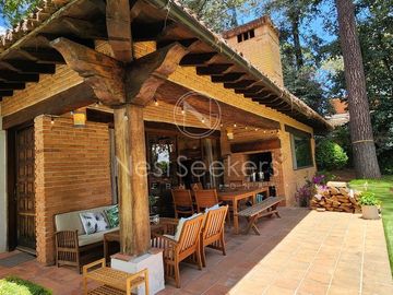 CASA EN VENTA EN AVANDARO, A UNOS PASOS DEL CLUB DE GOLF