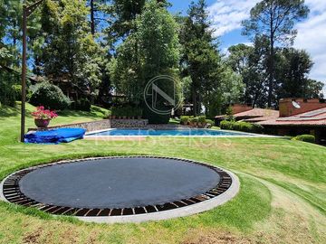 CASA EN VENTA EN AVANDARO, A UNOS PASOS DEL CLUB DE GOLF