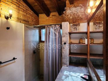 CASA EN VENTA EN AVANDARO, A UNOS PASOS DEL CLUB DE GOLF