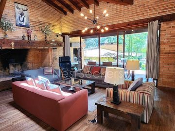 CASA EN VENTA EN AVANDARO, A UNOS PASOS DEL CLUB DE GOLF