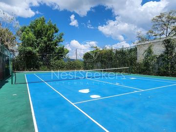 CASA EN VENTA EN AVANDARO, A UNOS PASOS DEL CLUB DE GOLF