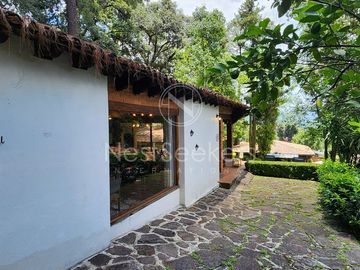 CASA EN VENTA EN AVANDARO, A UNOS PASOS DEL CLUB DE GOLF