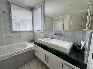 Departamento en  venta, ultimo piso, terraza y pileta propia Chateau Village