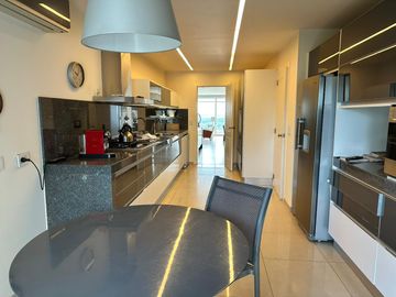 Departamento en  venta, ultimo piso, terraza y pileta propia Chateau Village