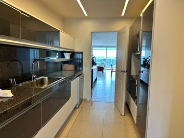 Departamento en  venta, ultimo piso, terraza y pileta propia Chateau Village