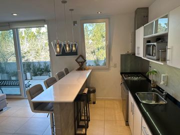 Departamento en Villa Los Remeros. 2 AMB