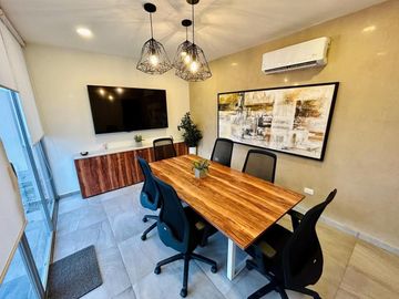 CASA DE 1 PISO EN VENTA SEMI EQUIPADA EN PRIVADA AL NORTE DE MERIDA, YUCATÁN