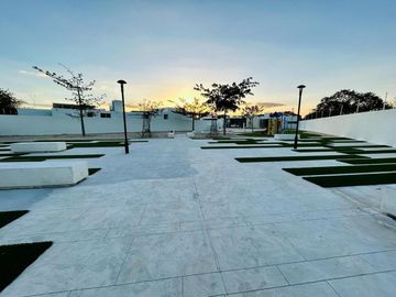 CASA DE 1 PISO EN VENTA SEMI EQUIPADA EN PRIVADA AL NORTE DE MERIDA, YUCATÁN