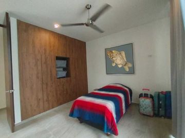 CASA DE 1 PISO EN VENTA SEMI EQUIPADA EN PRIVADA AL NORTE DE MERIDA, YUCATÁN