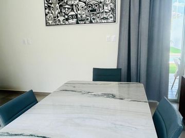 CASA DE 1 PISO EN VENTA SEMI EQUIPADA EN PRIVADA AL NORTE DE MERIDA, YUCATÁN