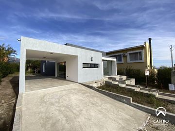 Casa en Barranca Colorada, Villa de Merlo.