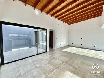 Casa en Barranca Colorada, Villa de Merlo.