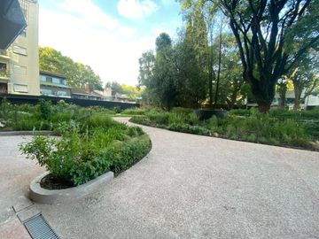 DOMUS PARQUE. Monoambiente divisible. Piso alto.