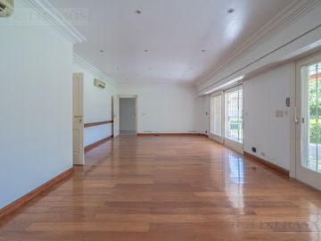 Casa en venta de 5 dormitorios en  La Horqueta