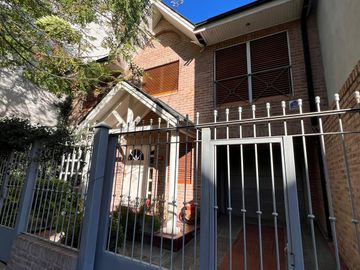 Casa en  Santa Genoveva