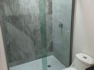 Casa en Venta en Pedregal de Schoenstatt, 3 Recámaras, 2.5 Baños, Estudio, 2 Aut
