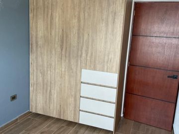 Casa en Venta en Pedregal de Schoenstatt, 3 Recámaras, 2.5 Baños, Estudio, 2 Aut