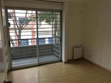Victoria, departamento de 3 ambientes con cochera y baulera