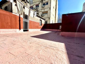 PH 2 AMBIENTES EN BARRACAS VENTA