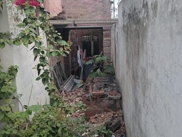 Agrelo 334, Sarandí ¡Casa de 4 ambientes a reciclar en Venta!