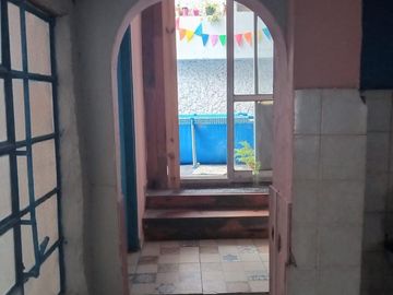 Agrelo 334, Sarandí ¡Casa de 4 ambientes a reciclar en Venta!