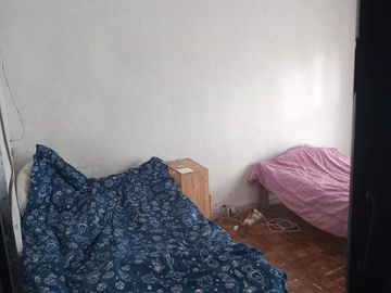 Agrelo 334, Sarandí ¡Casa de 4 ambientes a reciclar en Venta!