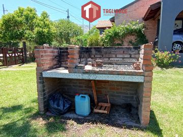 Casa en  Los Estribos