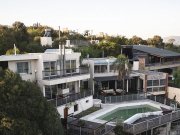 SE VENDE EXCLUSIVA PROPIEDAD EN BARRIO VILLA DEL LAGO