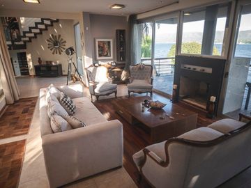 SE VENDE EXCLUSIVA PROPIEDAD EN BARRIO VILLA DEL LAGO