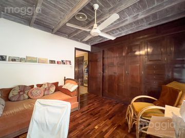 Sobre la mejor calle de Santa Rita, Casa con 4 Dormitorios, Parque, Pileta y Parrilla