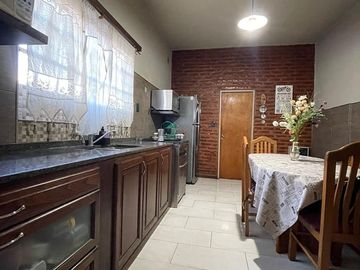 PH  Duplex en Temperley 3 dormitorios y cochera