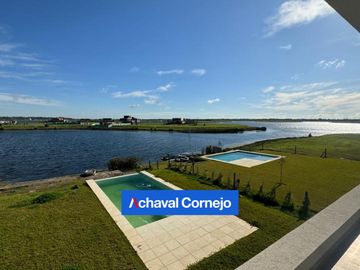 Casa al agua a estrenar  en venta de 4 dormitorios - Barrio Costas - Puertos