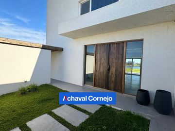 Casa al agua a estrenar  en venta de 4 dormitorios - Barrio Costas - Puertos