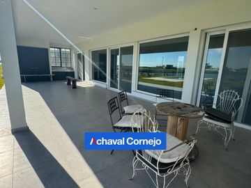 Casa al agua a estrenar  en venta de 4 dormitorios - Barrio Costas - Puertos