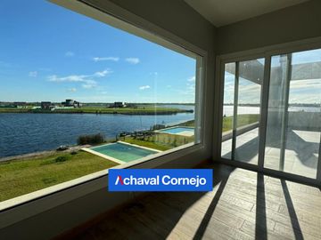 Casa al agua a estrenar  en venta de 4 dormitorios - Barrio Costas - Puertos