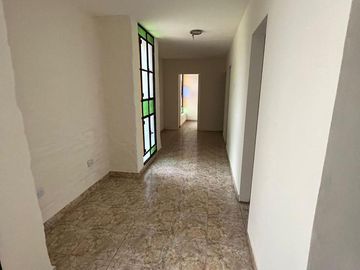 Casa en  Venta, Darwin y pje Marti
