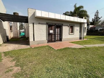 Casa en  Venta, Darwin y pje Marti
