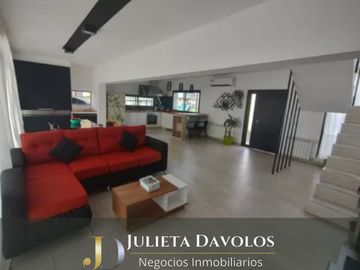 Casa a laguna 5 ambiente en venta en San Sebastian Área 1