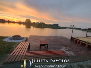 Casa a laguna 5 ambiente en venta en San Sebastian Área 1