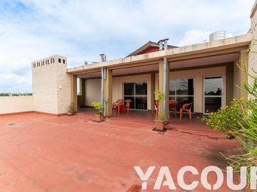 Triplex  en venta - 1 Dormitorio 1 Baño - 63mts2 - Vicente López