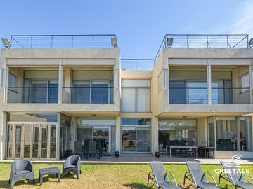 Venta Casa 5 dormitorios Puerto Roldán
