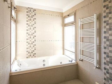 Venta Casa 5 dormitorios Puerto Roldán