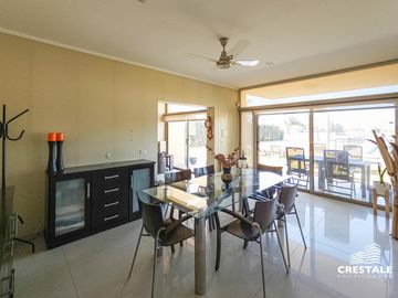 Venta Casa 5 dormitorios Puerto Roldán